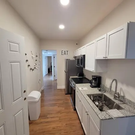 7 Bedroom House! Walk To Niagara Falls! New Whole House Exterior photo