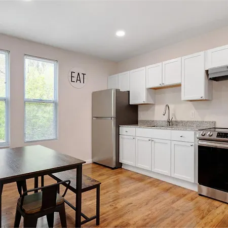 7 Bedroom House! Walk To Niagara Falls! New Whole House Exterior photo