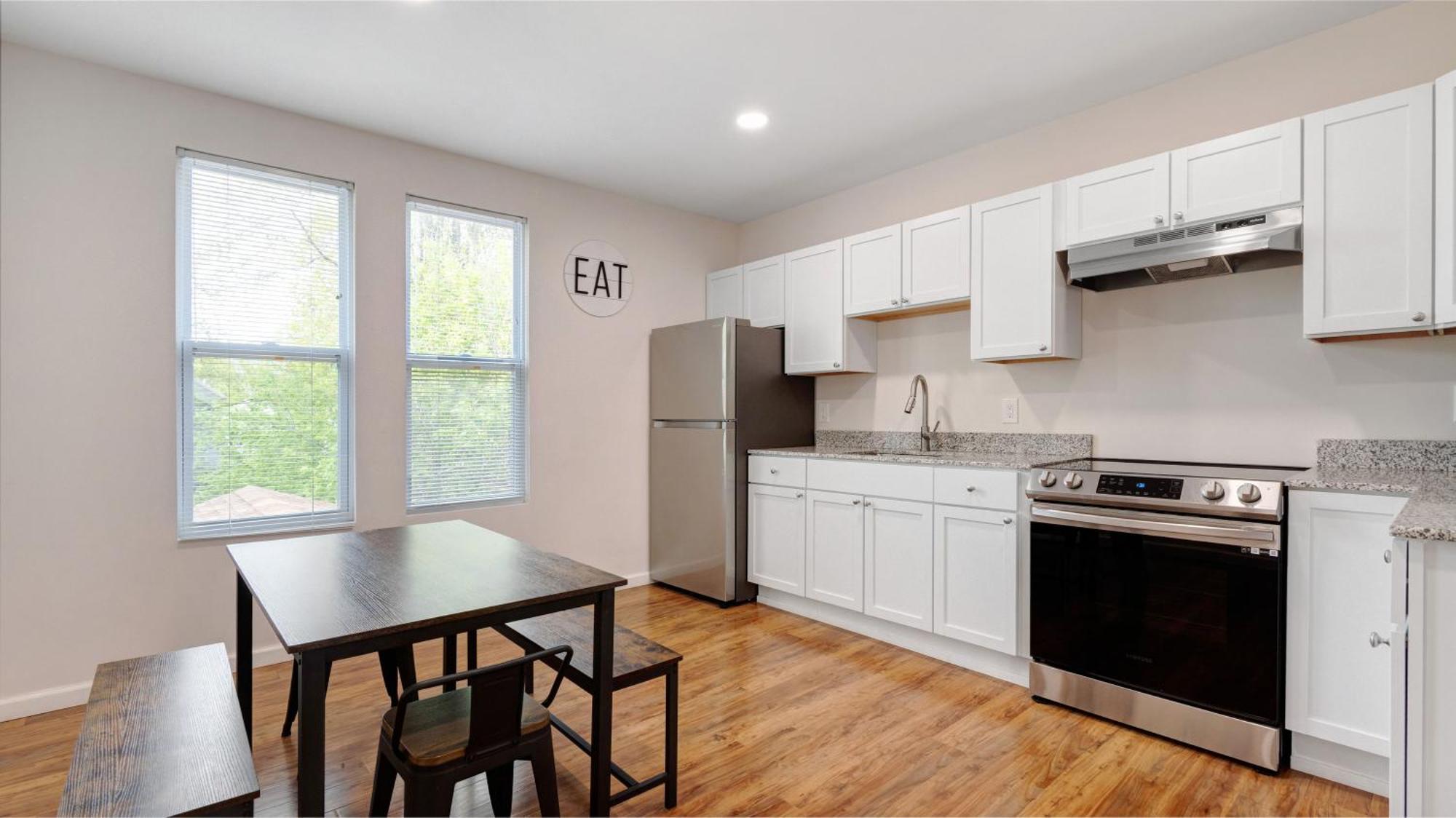Casa vacanze 7 Bedroom House! Walk To Niagara Falls! New Whole House